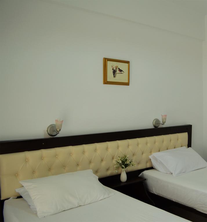 סרנדה Jb Hotel מראה חיצוני תמונה