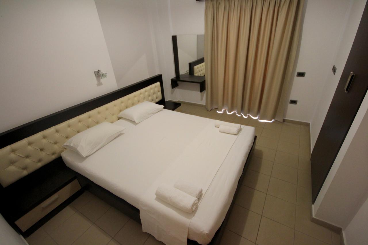 סרנדה Jb Hotel מראה חיצוני תמונה